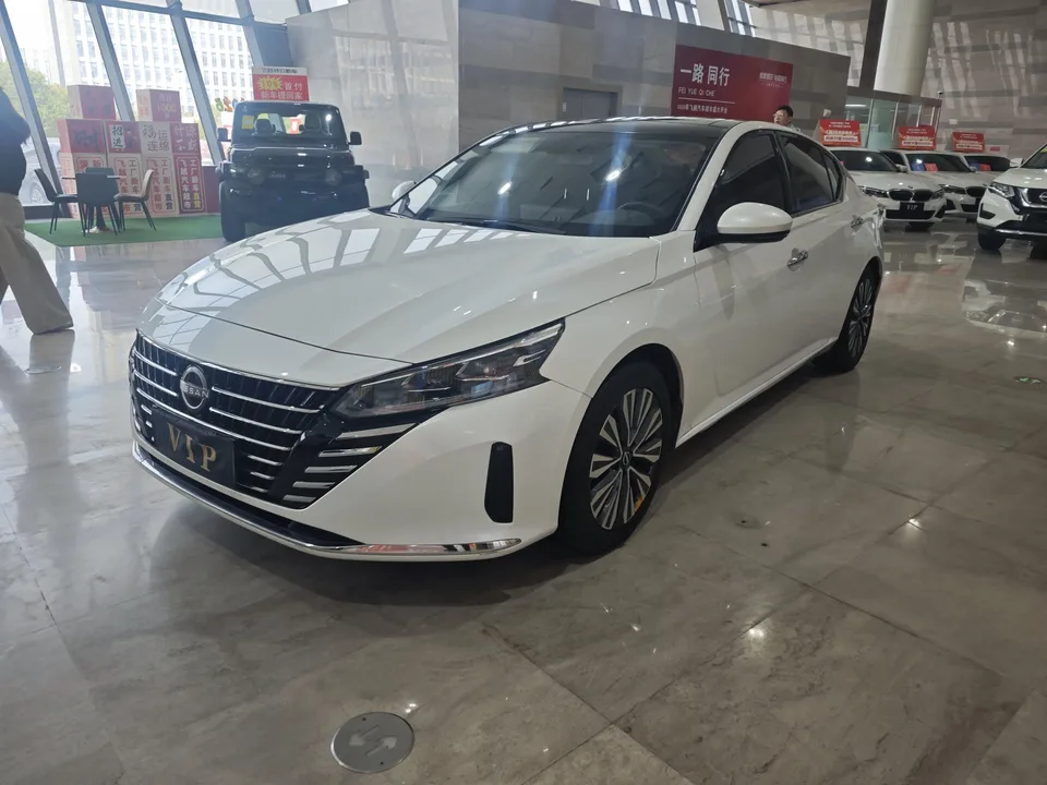 Nissan Altima Teana 2022 Teana 2.0L XL-TLS Enjoy Edition 2023 — photo 1, buy with delivery to Moscow