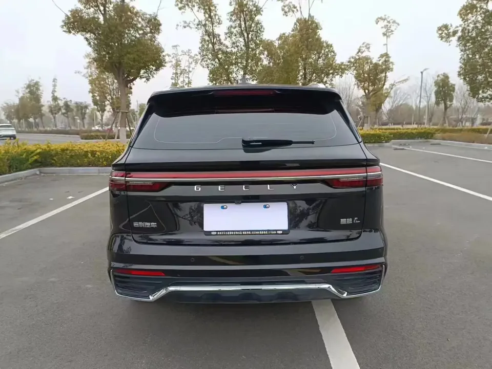 Geely Monjaro 2.0TD DCT EVO 2WD Premium Edition 2022 — миниатюра 2