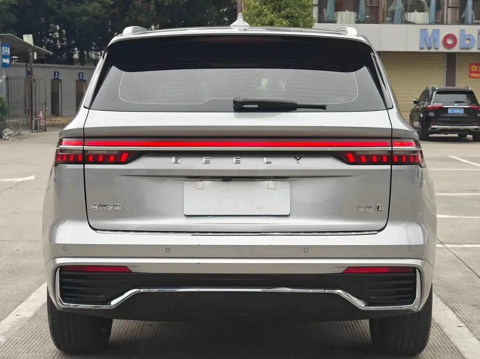 Geely Monjaro 2.0TD DCT EVO 2WD Premium Edition 2023 — миниатюра 2