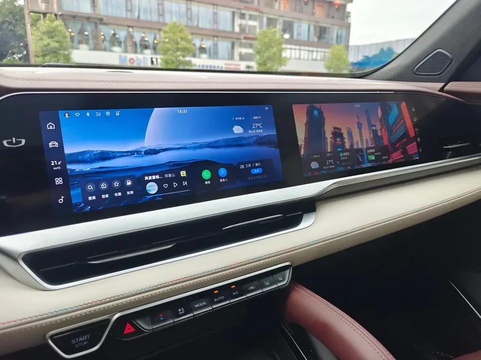 Geely Monjaro 2.0TD DCT EVO 2WD Premium Edition 2023 — миниатюра 4
