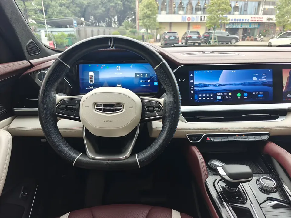 Geely Monjaro 2.0TD DCT EVO 2WD Premium Edition 2023 — миниатюра 5