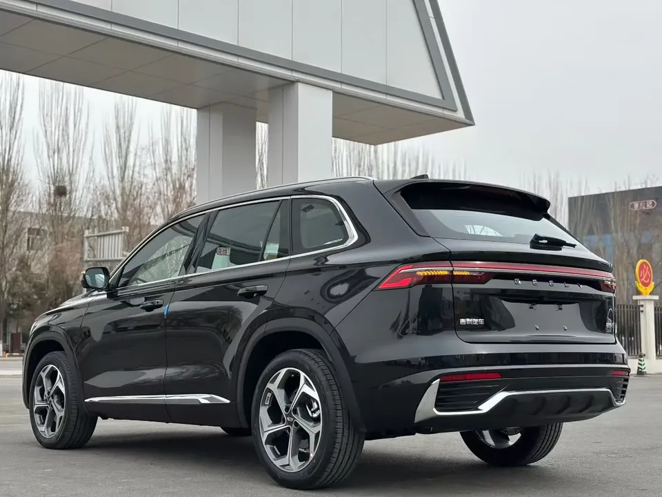 Geely Monjaro Xingyue L 2025 2.0TD DCT EVO two-wheel drive 2026 — миниатюра 4