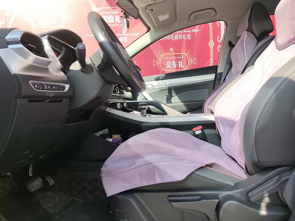 Geely Coolray SX11 1.5T DCT Platinum Edition 2024 — миниатюра 4