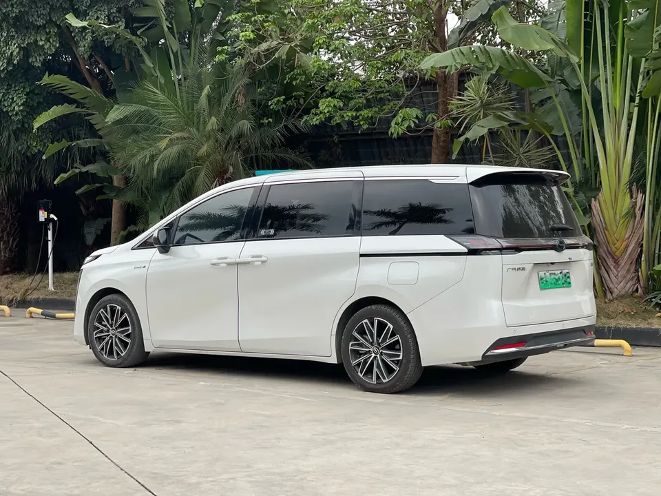 GAC Trumpchi E8 PHEV Trumpchi E8 PHEV 2024 2.0ATK 150km MAX version 2024 — миниатюра 2