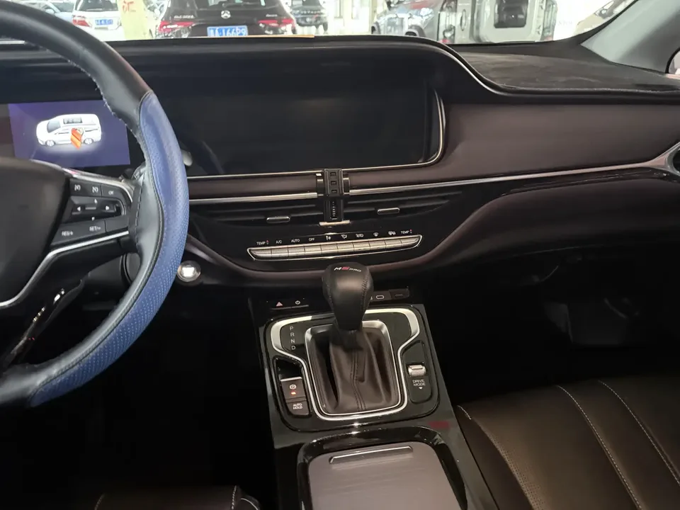 GAC Trumpchi M6 MAX 270T WDCT Premium Edition 2025 — миниатюра 4
