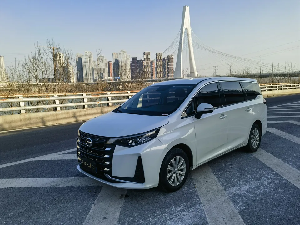 GAC Trumpchi M6 2023
