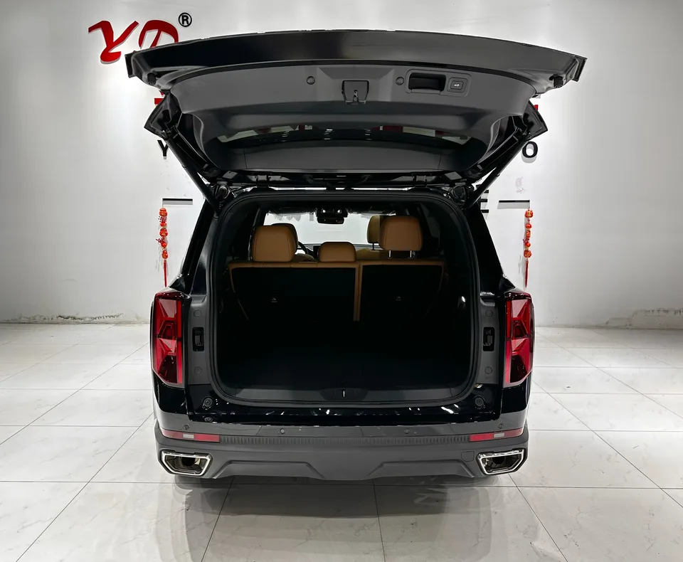 GAC Trumpchi GS8 Trumpchi GS8 2025 Pilot Series 2.0TGDI 2WD 5-seater Luxury Edition 2025 — миниатюра 5