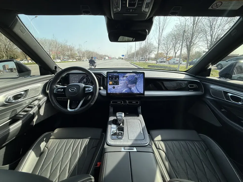 GAC Trumpchi GS8 Trumpchi GS8 2024 Trumpchi GS8 2024 Pilot Series 2.0TGDI 2WD Luxury Connected Edition 2024 — thumbnail 4