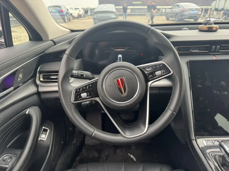 Hongqi H5 Hongqi H5 2023 1.5T DCT Zhilian Qiyue Edition 2024 — миниатюра 3