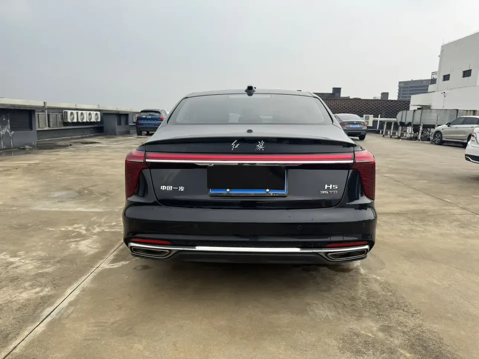 Hongqi H5 Hongqi H5 2023 1.5T DCT Zhilian Qiyue Edition 2024 — миниатюра 5