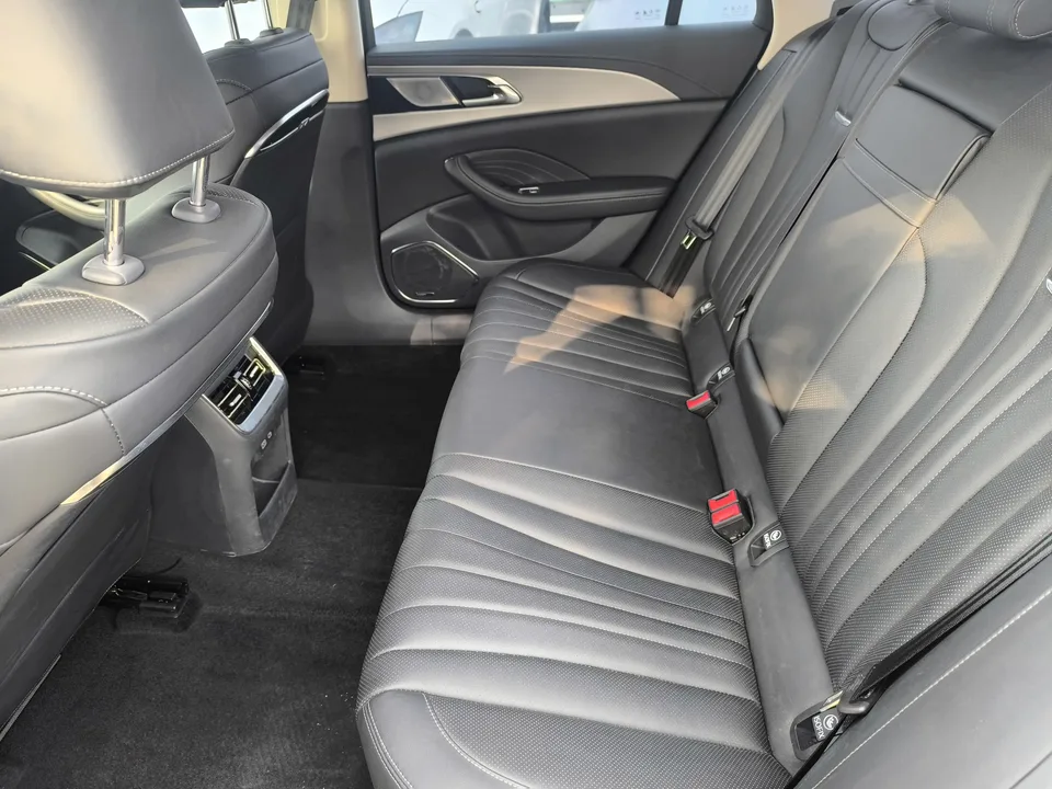 Hongqi H5 Hongqi H5 2024 1.5T DCT Zhilian Qiyue Edition 2024 — миниатюра 5