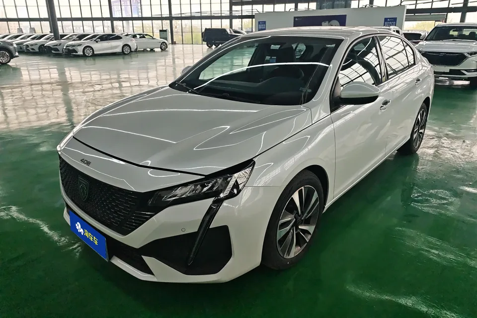Peugeot 408 2025