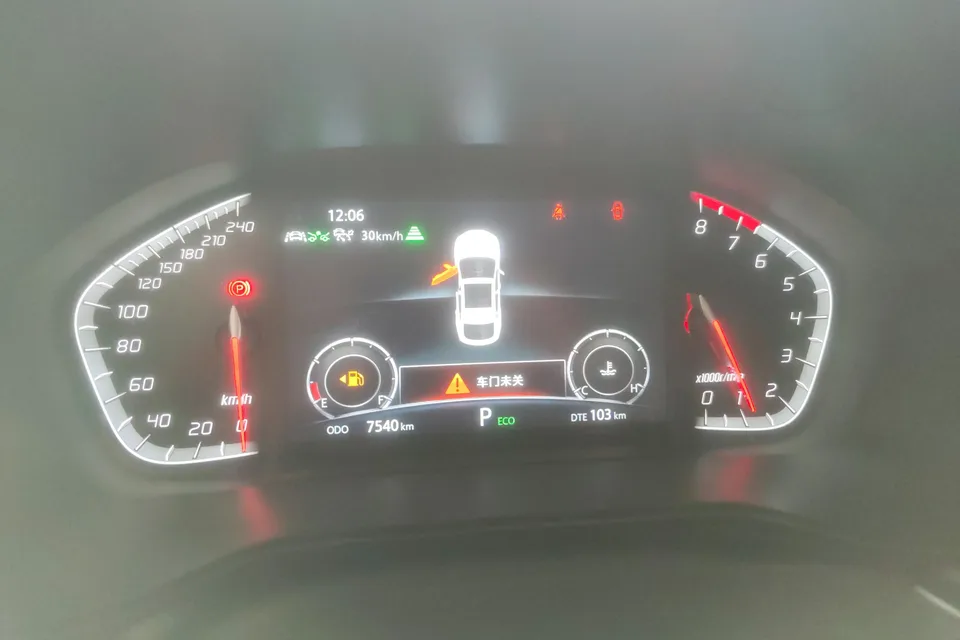 Changan CS85 Coupe Changan CS85 COUPE 2023 1.5T DCT Premium Edition 2022 — миниатюра 4