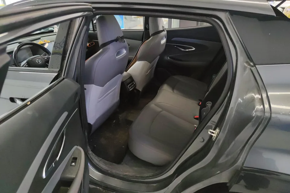 Changan UNI-T Changan UNI-T 2022 1.5T Premium Edition 2022 — миниатюра 4