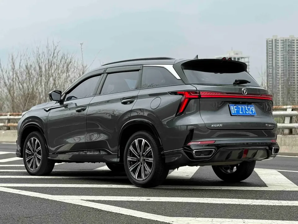 Changan CS75PLUS third generation 2.0T automatic premium model 2023 — миниатюра 2