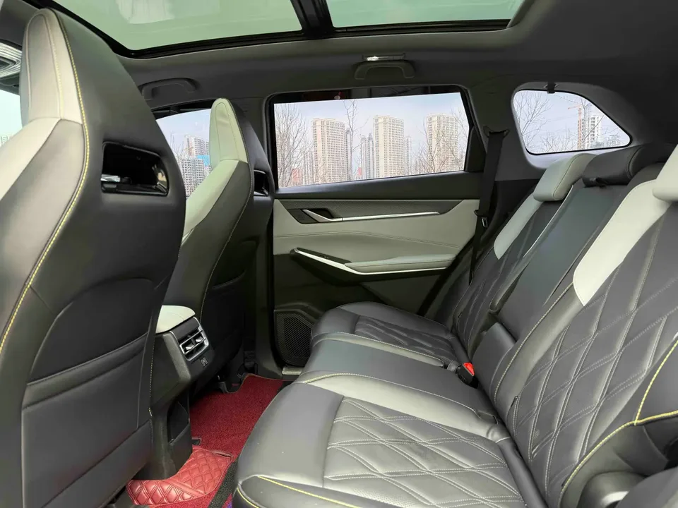 Changan CS75PLUS third generation 2.0T automatic premium model 2023 — миниатюра 5