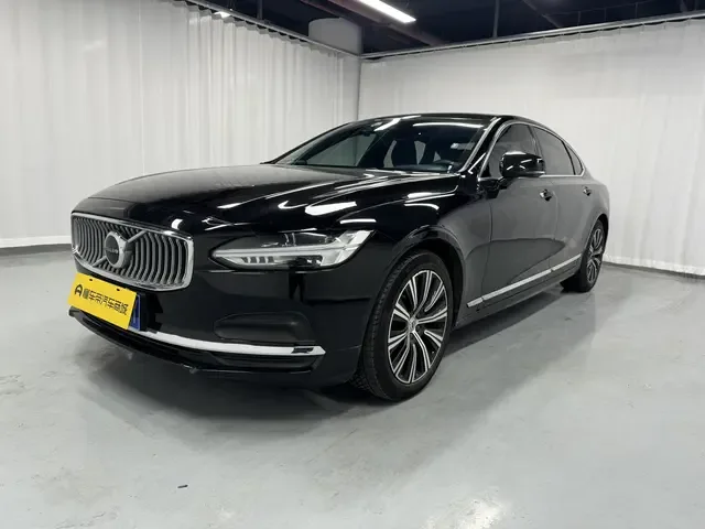 Volvo S90 2022