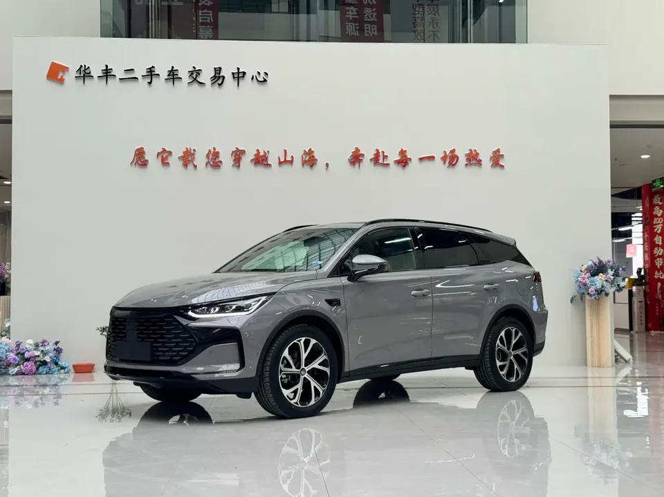BYD Tang DM 2025