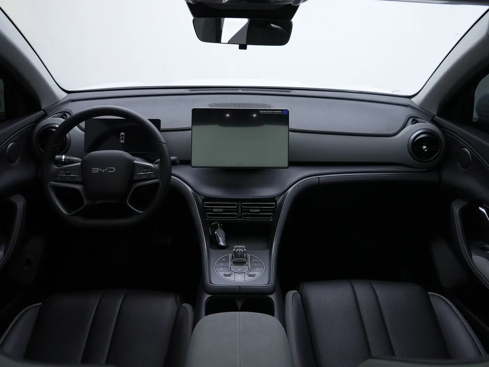 BYD Sea Lion 05DM Sea Lion 05DM 2025 DM-i 75KM Premium Edition 2025 — миниатюра 4