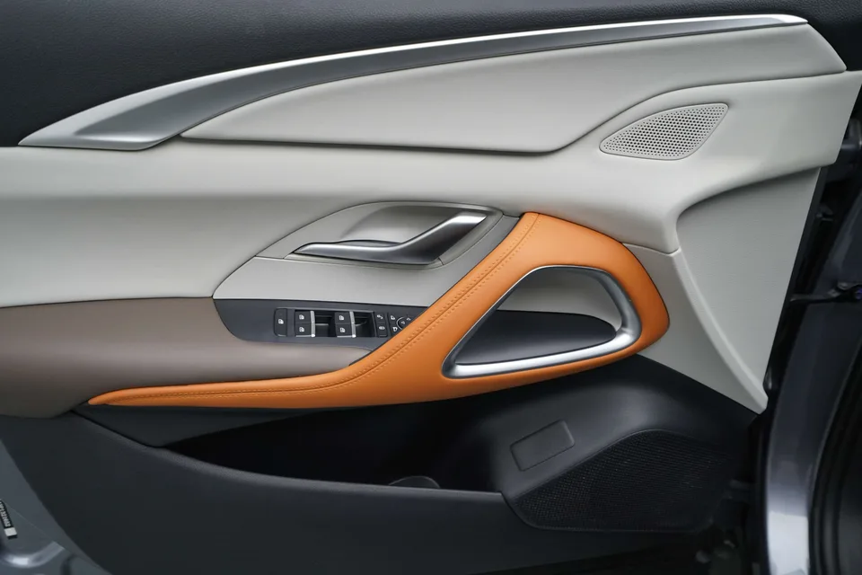 BYD Song Pro DM DM-i Honor Edition 71km Leading Edition 2024 — миниатюра 5