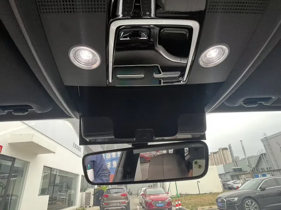 BYD Song Pro DM DM-i Honor Edition 71km Pilot Edition 2024 — миниатюра 4