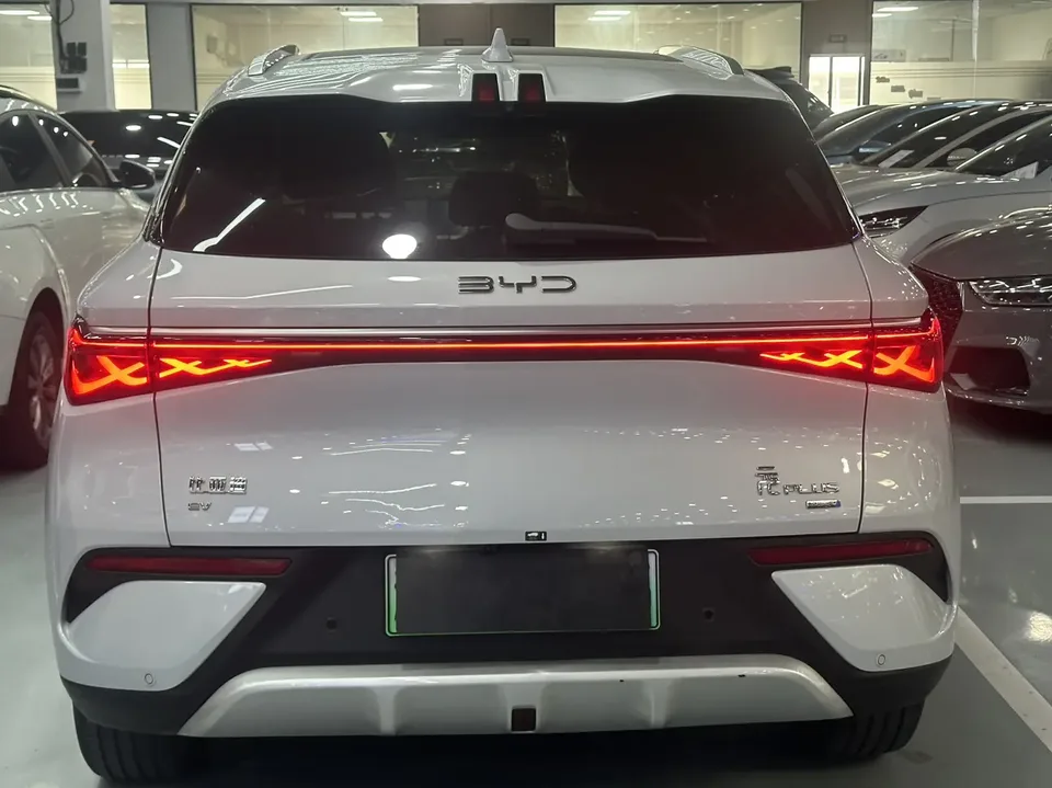 BYD Yuan Plus Smart Driving Edition 510KM Beyond Edition 2025 — миниатюра 2
