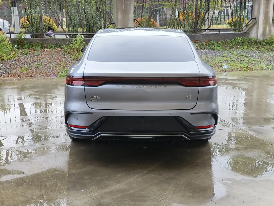 BYD Han DM DM-i 121KM Premium Edition 2022 — миниатюра 2