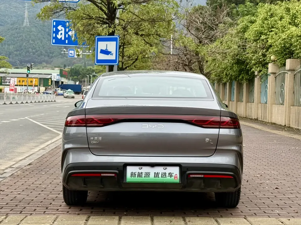 BYD Qin L DM Qin L DM 2024 DM-i 80KM Beyond 2025 — thumbnail 2