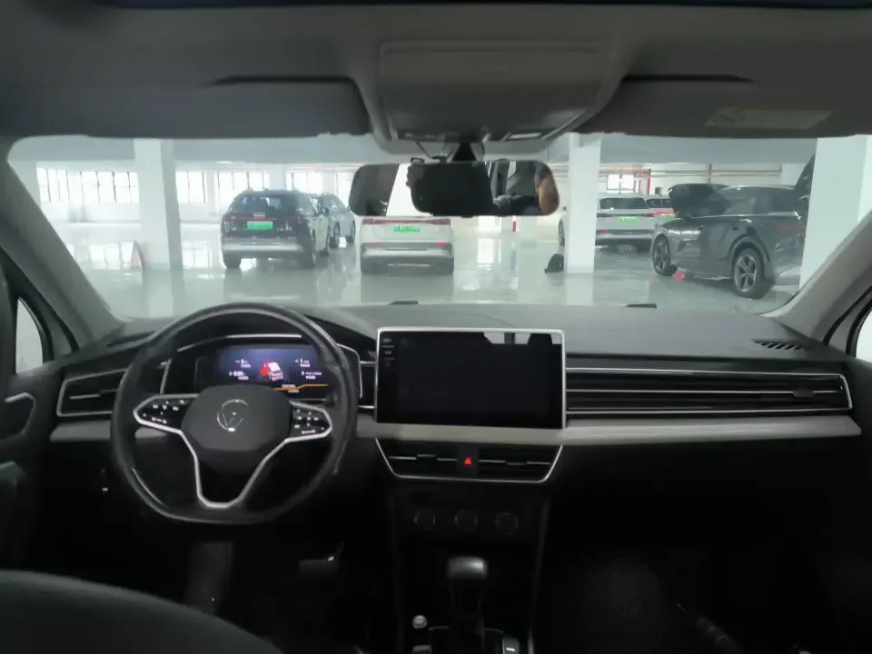 Volkswagen Tiguan L Tiguan L 2023 280TSI Chaochuang Limited Edition 2022 — миниатюра 3