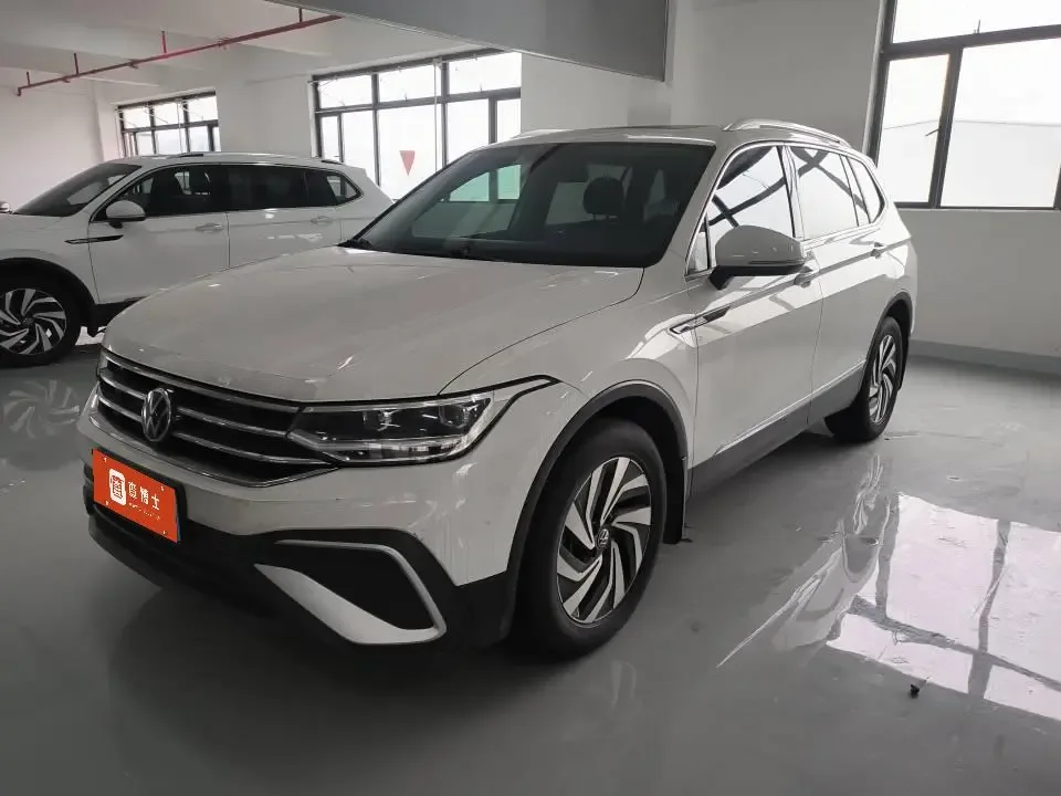 Volkswagen Tiguan L 2022