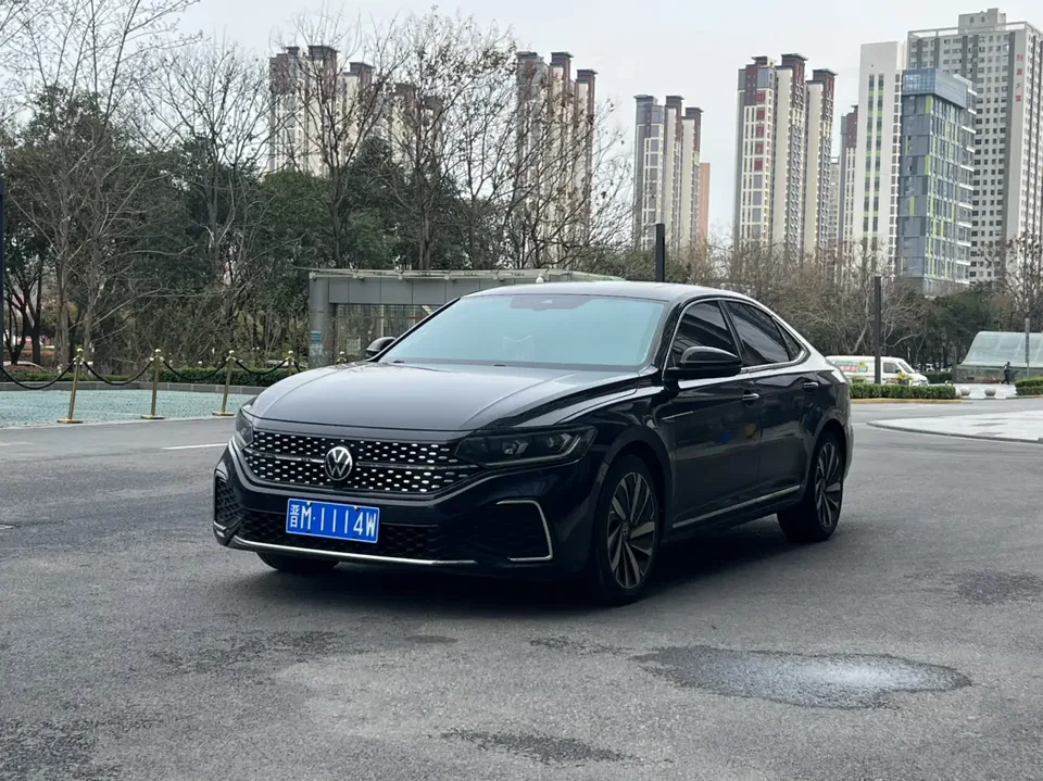 Volkswagen Passat 2022