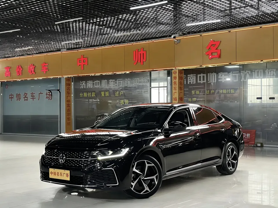 Volkswagen Passat 2024