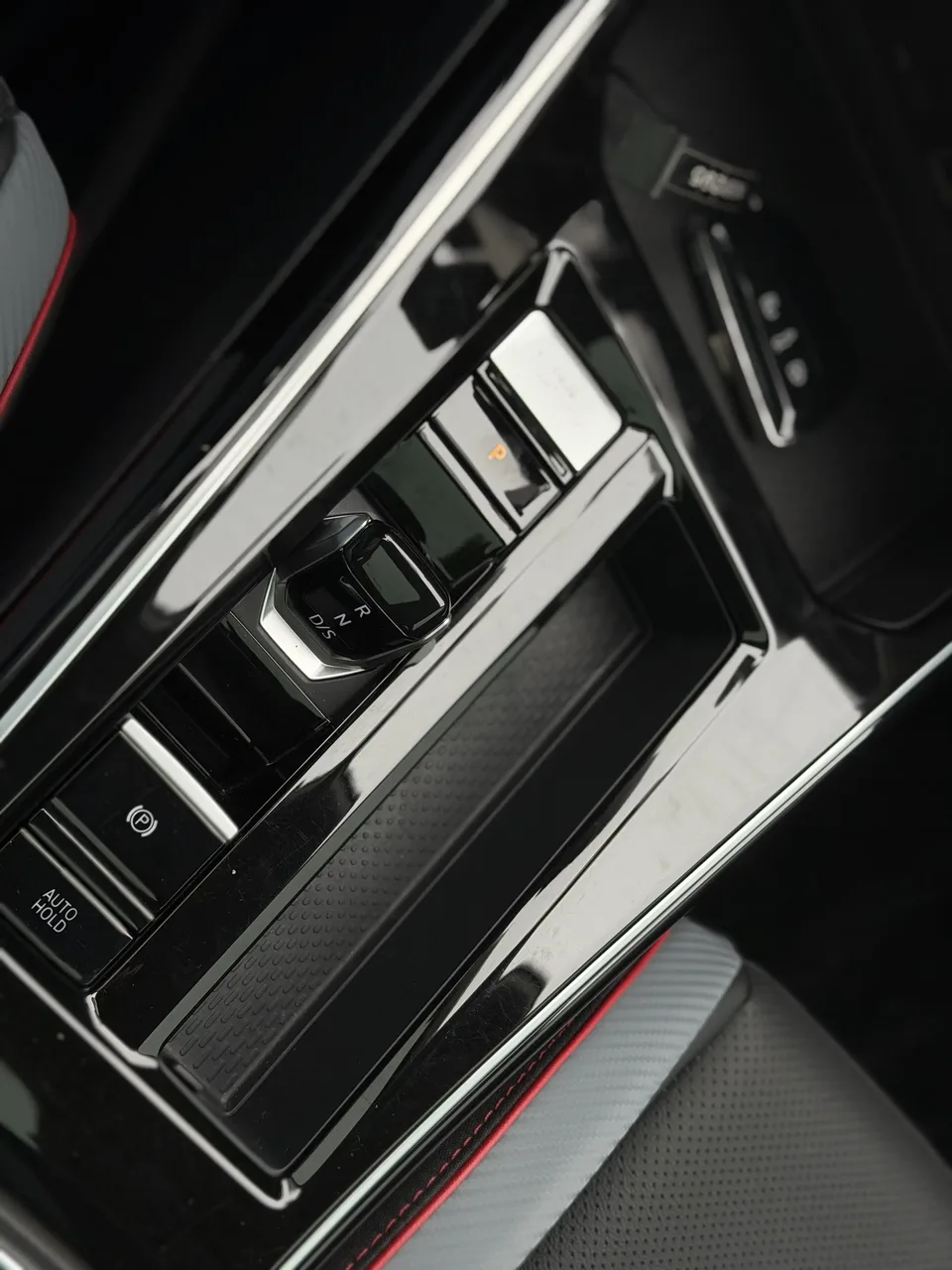 Volkswagen Lamando Lingdu Lingdu L 280TSI DSG Cool Edition 2024 — миниатюра 3