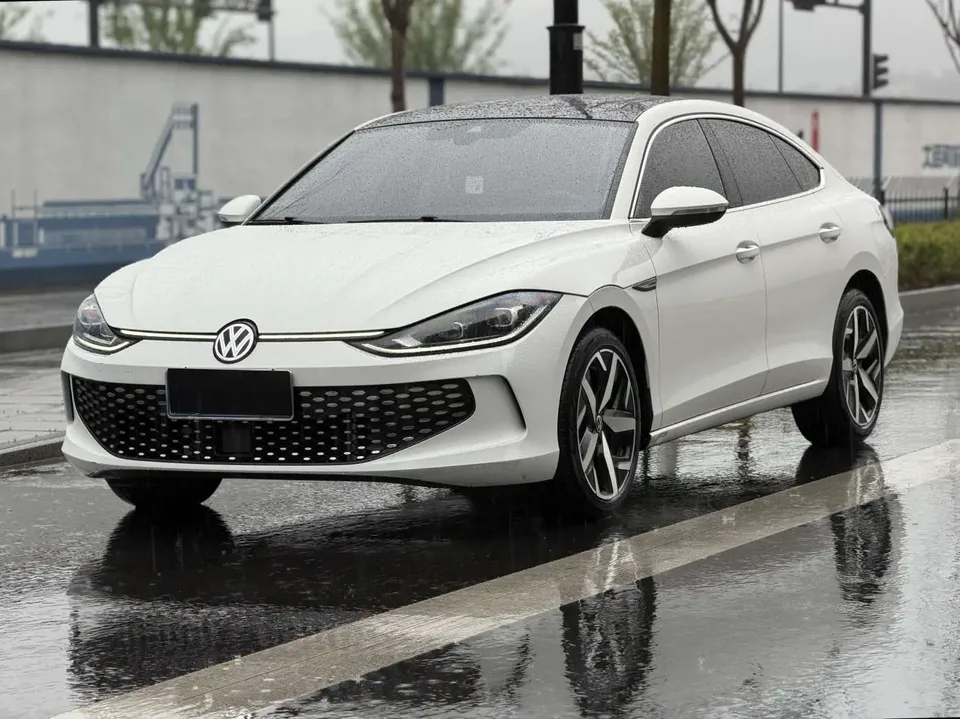 Volkswagen Lamando Lingdu Lingdu L 280TSI DSG Cool Edition 2024 — фото 1, купить с доставкой в Москву