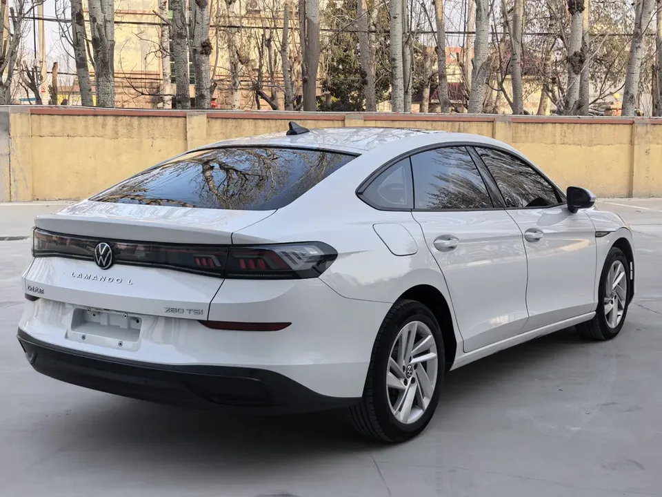 Volkswagen Lamando Lingdu Lingdu L 280TSI DSG Hot Edition 2023 — миниатюра 2