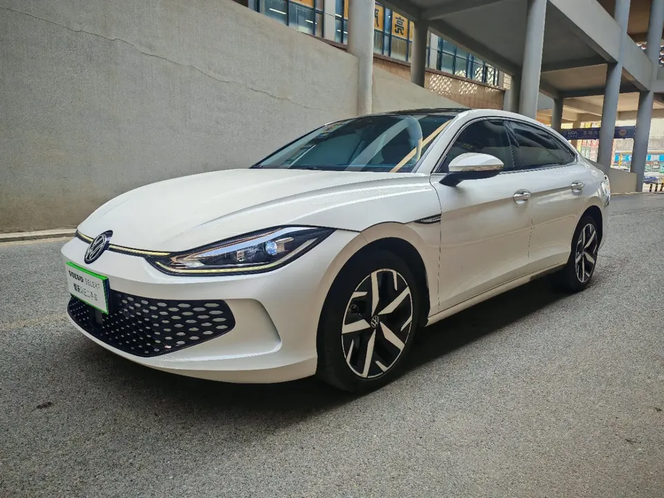Volkswagen Lamando Lingdu Lingdu L 280TSI DSG Cool Edition 2023 — фото 1, купить с доставкой в Москву