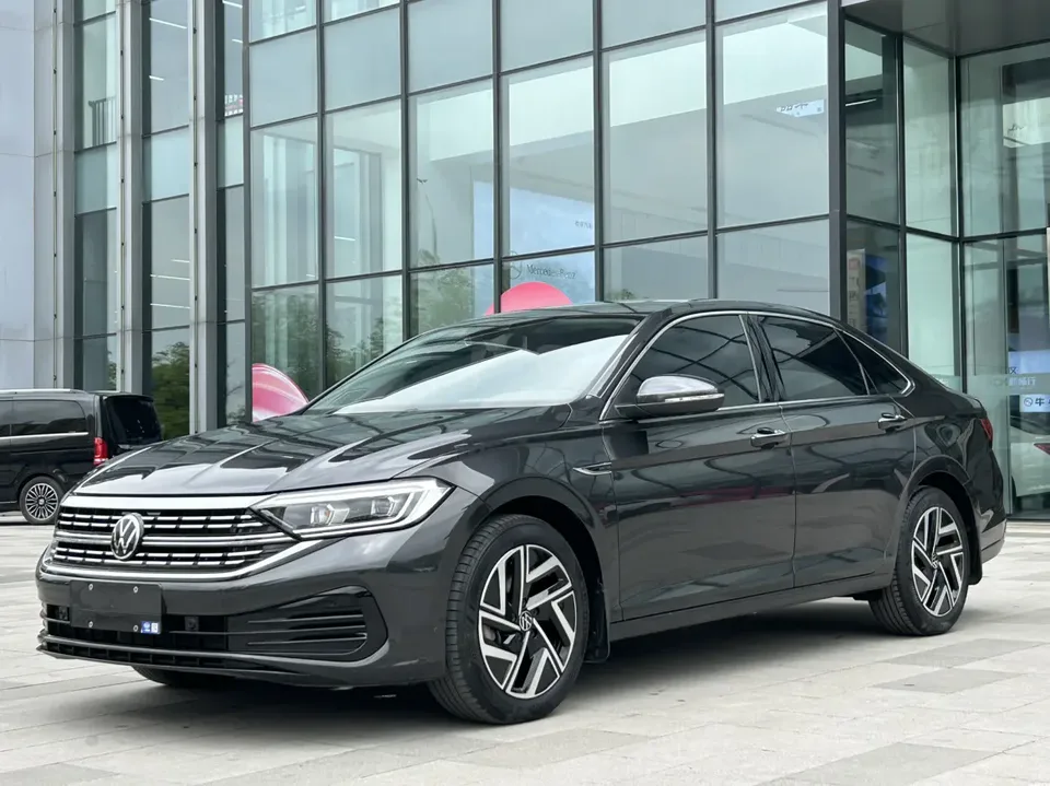 Volkswagen Sagitar 2023