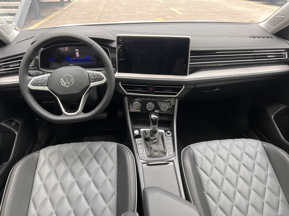 Volkswagen Sagitar Sagitar facelift 300TSI DSG Beyond Edition 2025 — миниатюра 4
