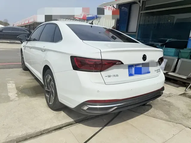 Volkswagen Sagitar Sagitar 2023 2023 Sagitar 200TSI DSG Flying Edition 2024 — thumbnail 4
