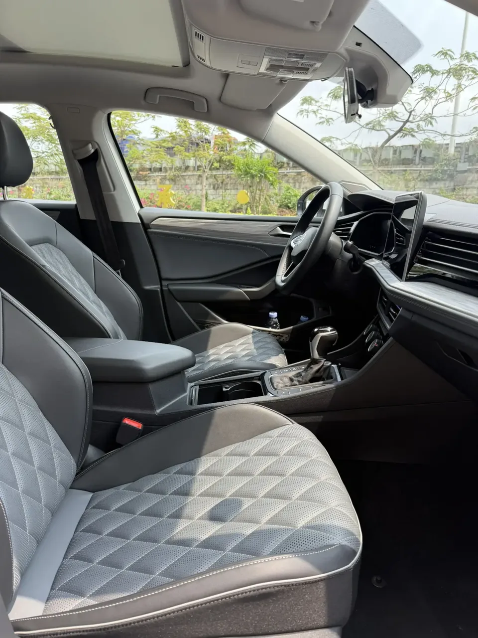 Volkswagen Sagitar 2023 Sagitar 300TSI DSG Beyond Edition 2023 — миниатюра 5