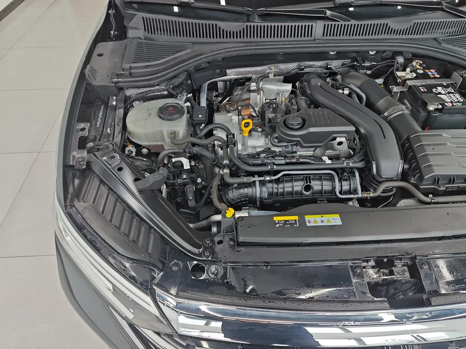 Volkswagen Sagitar Sagitar 300TSI DSG Beyond Edition 2024 — миниатюра 3