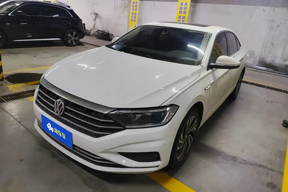 Volkswagen Sagitar 2022