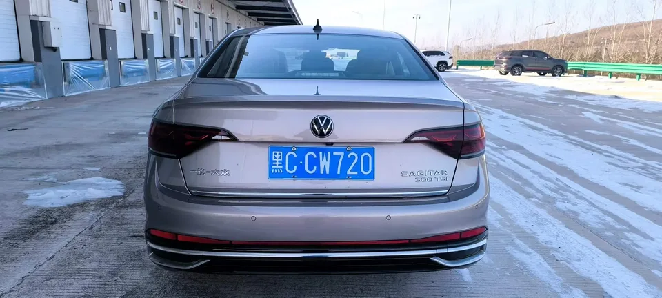Volkswagen Sagitar 2023 Sagitar 300TSI DSG Beyond Edition 2022 — миниатюра 2
