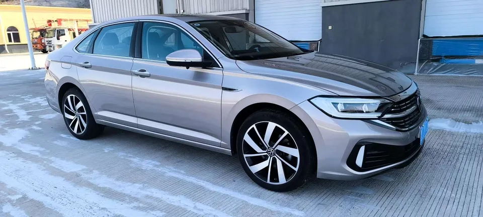 Volkswagen Sagitar 2023 Sagitar 300TSI DSG Beyond Edition 2022 — миниатюра 3