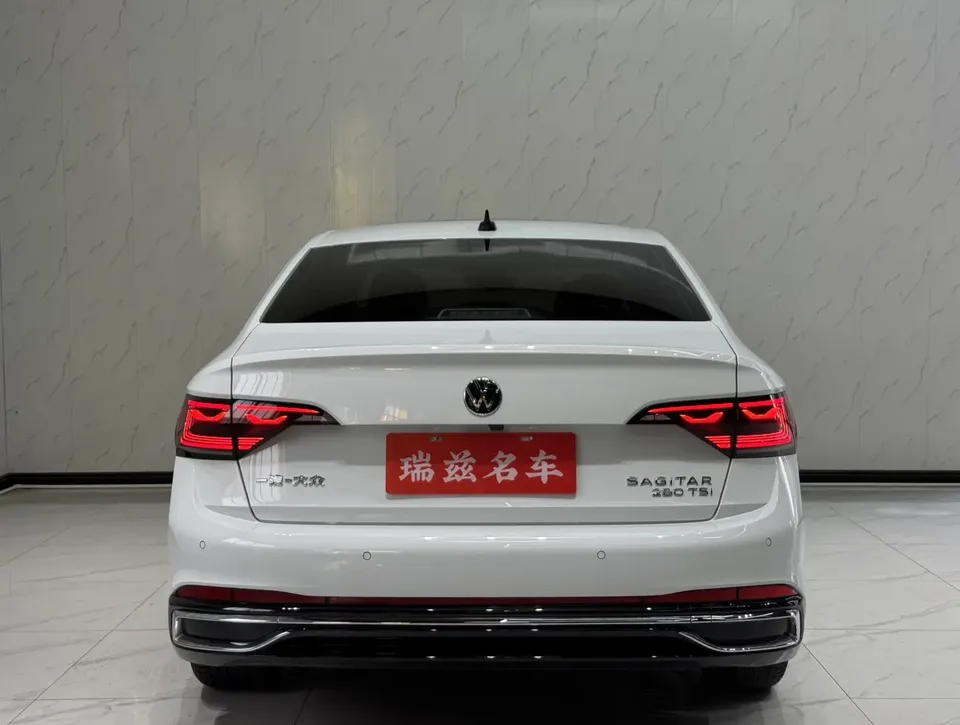 Volkswagen Sagitar 2023 Sagitar 280TSI DSG Beyond Edition 2023 — миниатюра 2