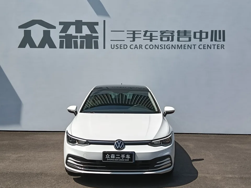 Volkswagen Golf golf 2021 280TSI DSG Pro 2022 — photo 1, buy with delivery to Moscow