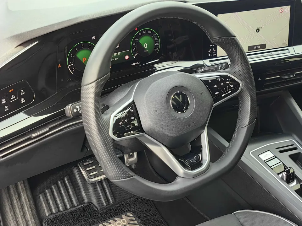 Volkswagen Golf 280TSI DSG R-Line 2022 — миниатюра 5