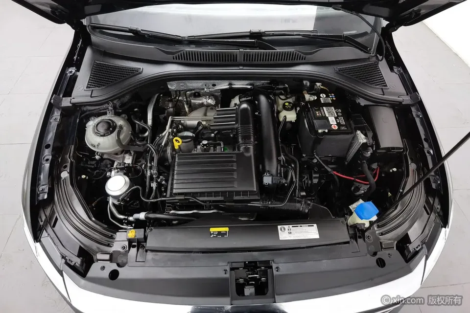Volkswagen Lavida Lavida 2022 280TSI DSG Comfort Edition 2022 — миниатюра 2