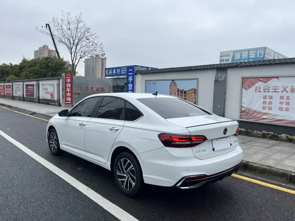 Volkswagen Lavida Lavida 2024 300TSI DSG Starry Sky Leading Edition 2024 — миниатюра 5