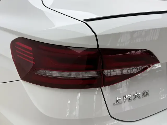 Volkswagen Lavida Lavida 2024 300TSI DSG Starry Sky Full Edition 2024 — миниатюра 4